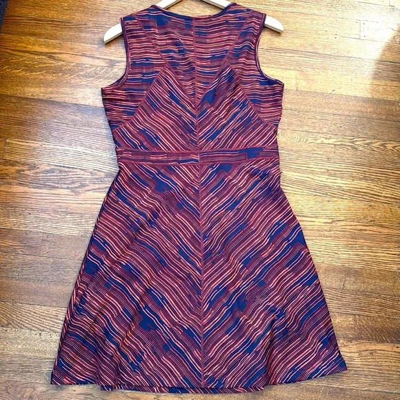 Title Nine Dream Dress Size M - Picture 2 of 6